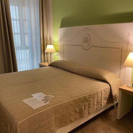 Hotel Monteverde Acqui Terme Bagian luar foto