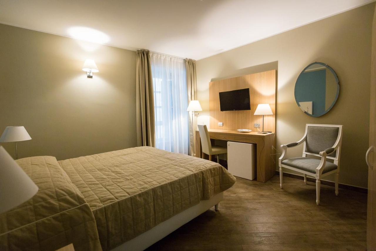 Hotel Monteverde Acqui Terme Bagian luar foto
