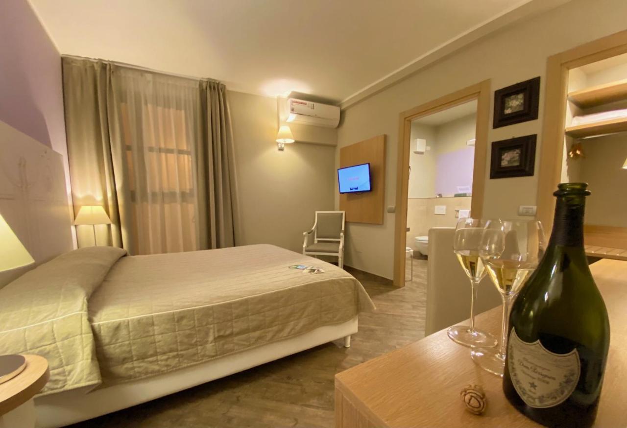 Hotel Monteverde Acqui Terme Bagian luar foto
