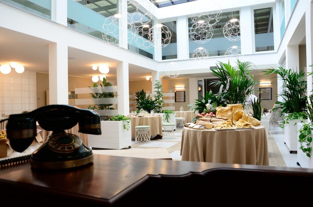 Hotel Monteverde Acqui Terme Bagian luar foto