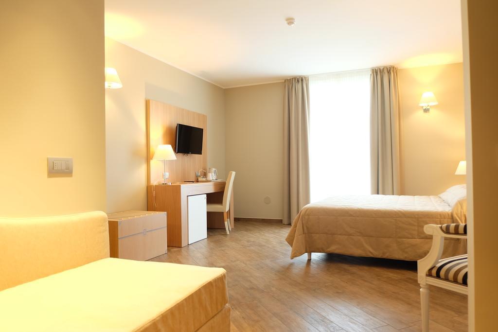 Hotel Monteverde Acqui Terme Bagian luar foto